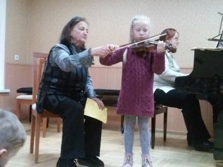 Цикл методичних заходів для викладачів початкових спеціалізованих мистецьких навчальних закладів м. Києва  (02-06 листопада 2015 року)